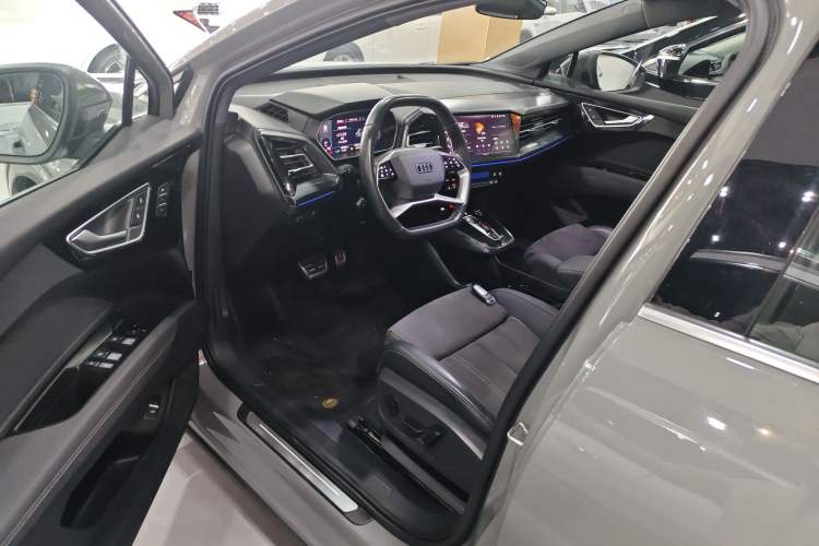 Used Audi Q4 e-tron 2023 40 e-tron Boundary Edition
