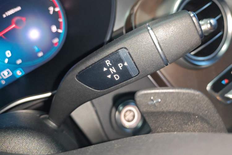 Used Mercedes-Benz GLC 2020 Facelifted GLC 260 L 4MATIC Dynamic Edition
