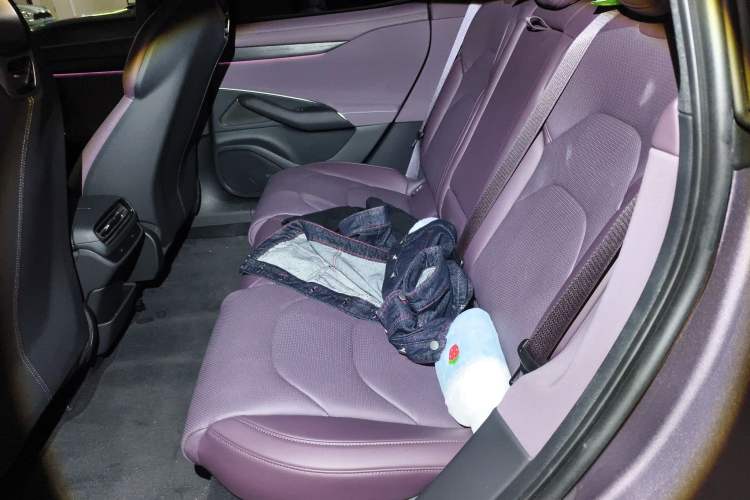 Used Xiaomi Auto SU7 2024 Rear-Drive Long-Range Intelligent Driving Version