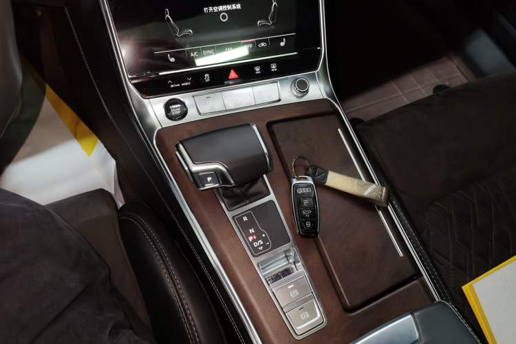 Used Audi A6L 2023 55 TFSI quattro Prestige Dynamic Edition Gear Lever