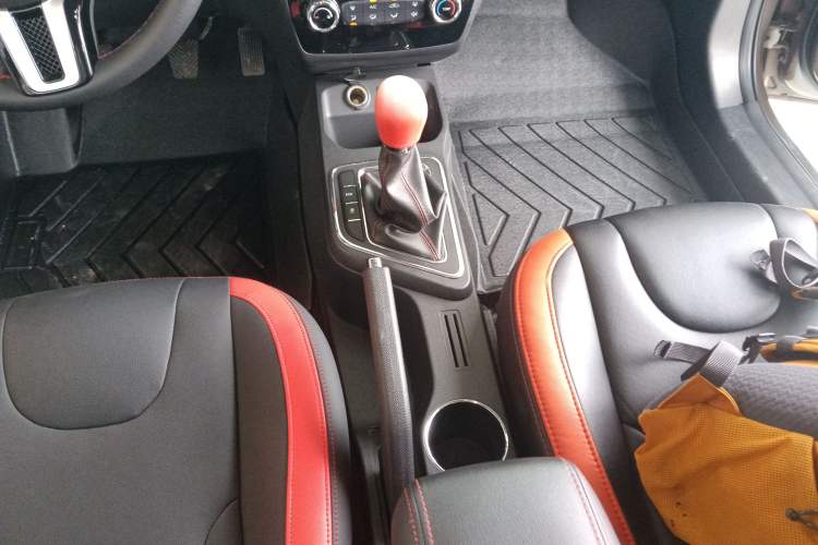 Used JAC Group Refine S2 2018 Smart Drive Edition 1.5L Manual Luxury Model
