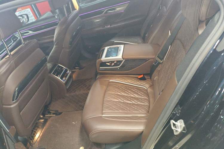 Used BMW 7 Series 2019 Restyled 740Li Leading Edition M Sport Package
