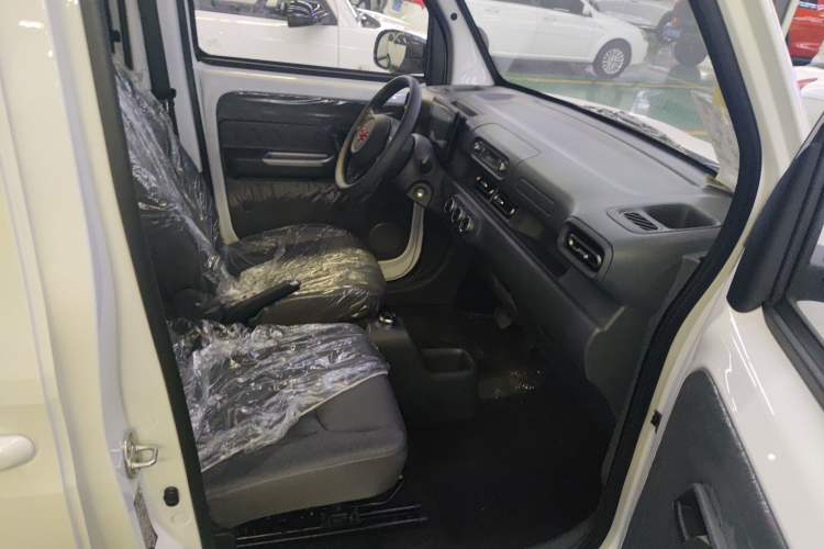 Used Wuling Zhiguang New Energy 2025 Comfort Model