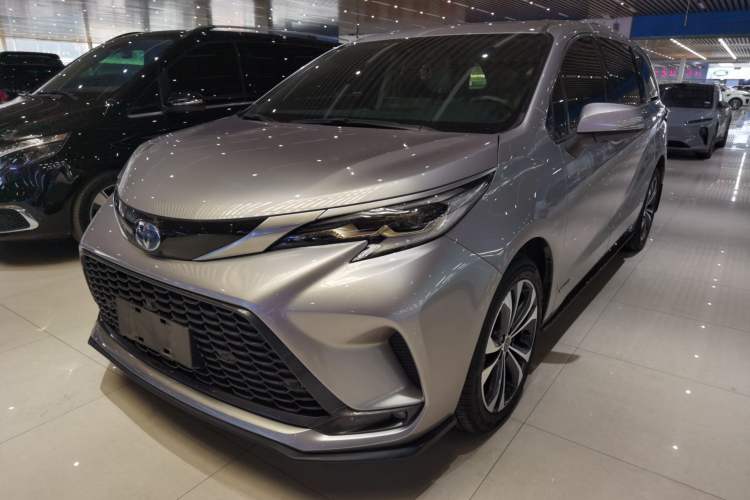 Used Toyota Granvia 2022 2.5L Hybrid Prestige Edition