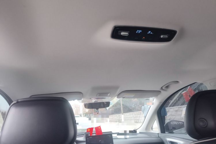 Used Roewe iMAX8 2022 400TGI Flagship Edition
