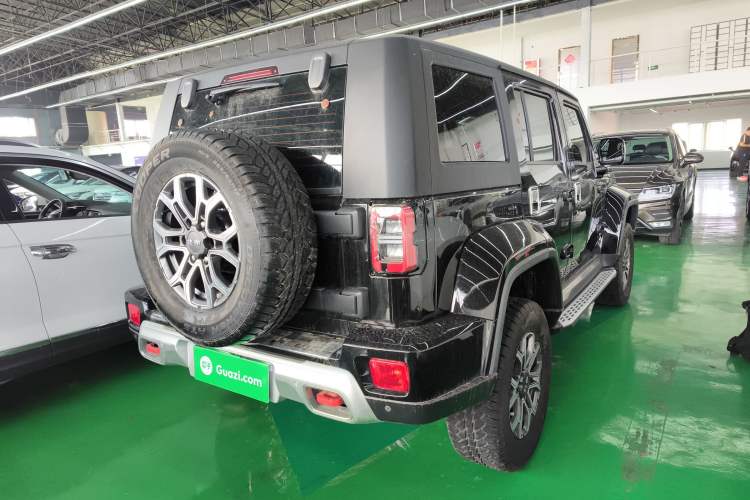 Used BAIC Off-Road BJ40 2023 2.0T Automatic Four-Wheel Drive Urban Hunter Edition Chivalrous Type