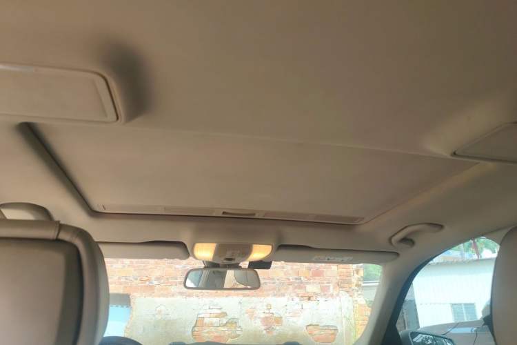 Used Mercedes-Benz E-Class 2015 E 200 L
