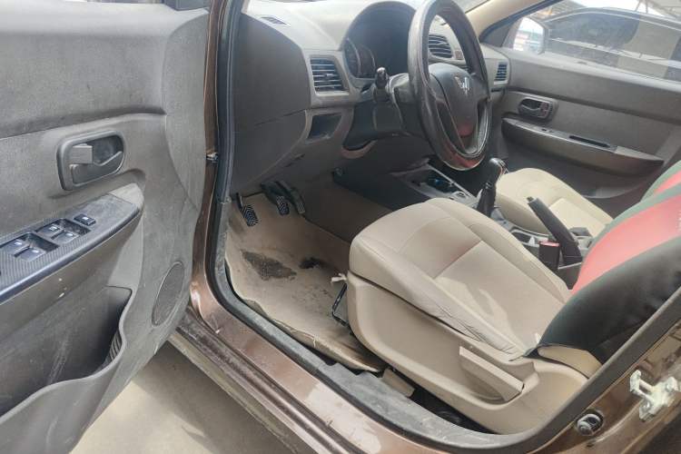 Used Wuling Hongguang 2014 1.5L S Standard Version
