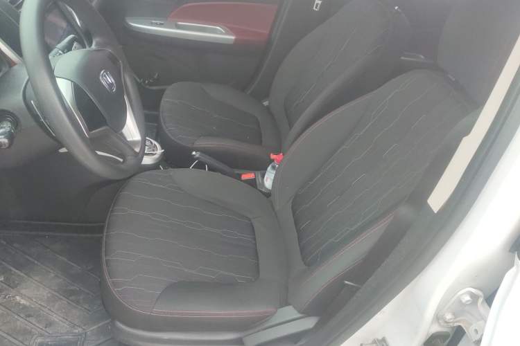 Used Changan Benni 2015 1.4L IMT Luxury Model China V Standard