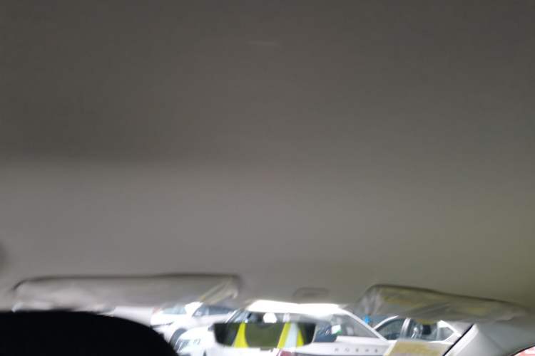 Used Roewe i5 2026 Model 1.5L Manual Comfort Version