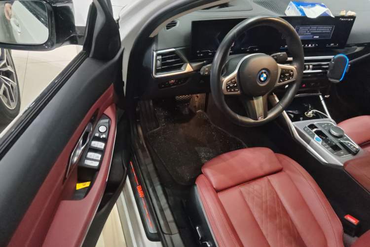 Used BMW i3 2024 eDrive 40 L Midnight Sports Package