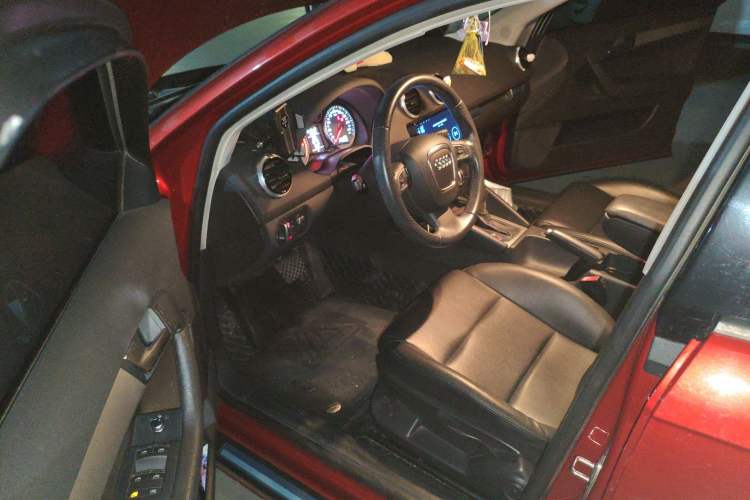 Used Audi A3 2013 Sportback 30 TFSI Comfort Model Driver Seat