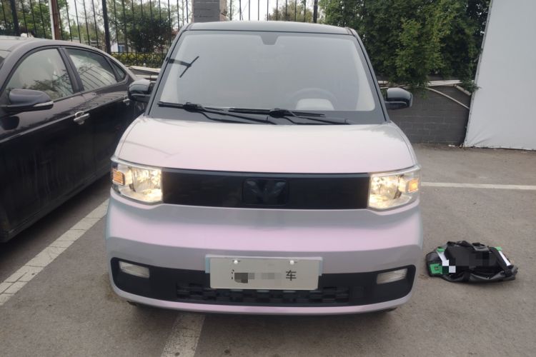 Used Wuling Hongguang MINIEV 2022 Macaron Fashion Model Lithium Iron Phosphate Front