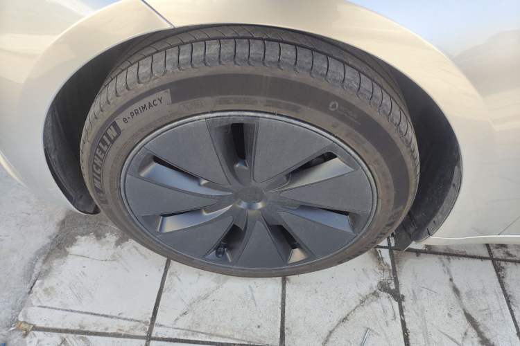 Used Tesla Model 3 2023 Rear-Wheel-Drive Version