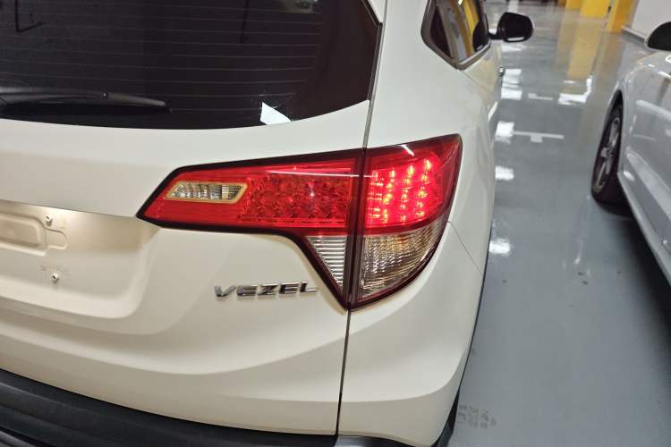 Used Honda Vezel 2020 1.5L CVT Pioneer Edition Right Rear Taillight