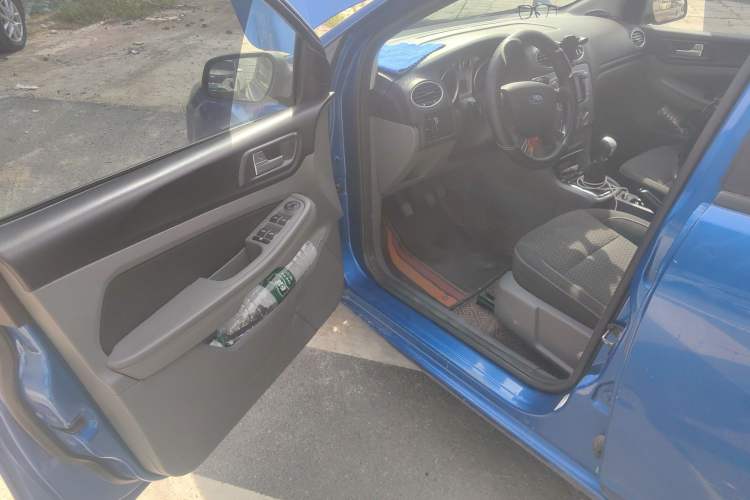 Used Ford Focus 2013 Hatchback Classic 1.8L Manual Base Model
