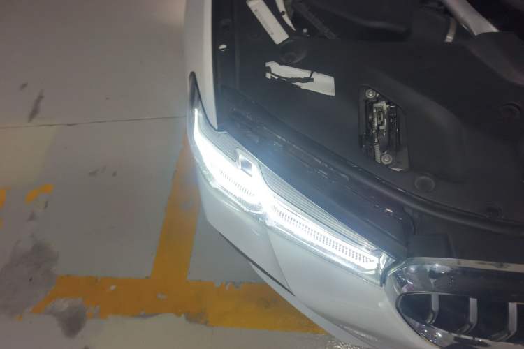 Used BMW 5 Series 2022 Restyled 530Li Luxury Edition M Sport Package