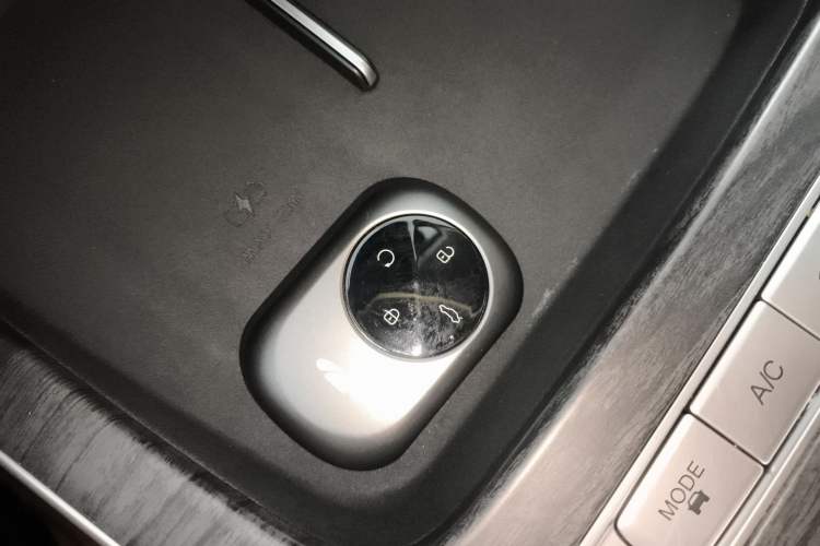 Used Chery Fengyun A8L 2025 1.5 TGDI 145 km Luxury Version