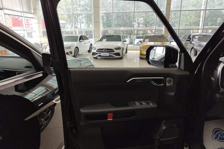 Used JETOUR Traveler 2023 2.0T All-Wheel Drive Conquer PRO