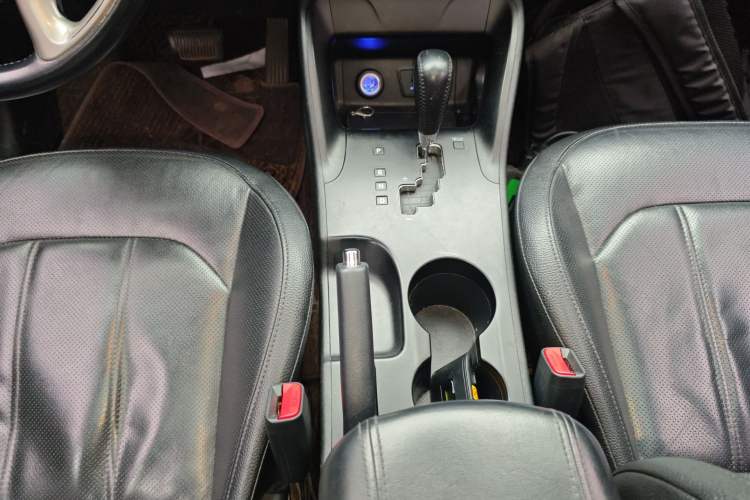 Used Hyundai ix35 2015 2.0L Automatic 2WD Smart Version China V Standard
