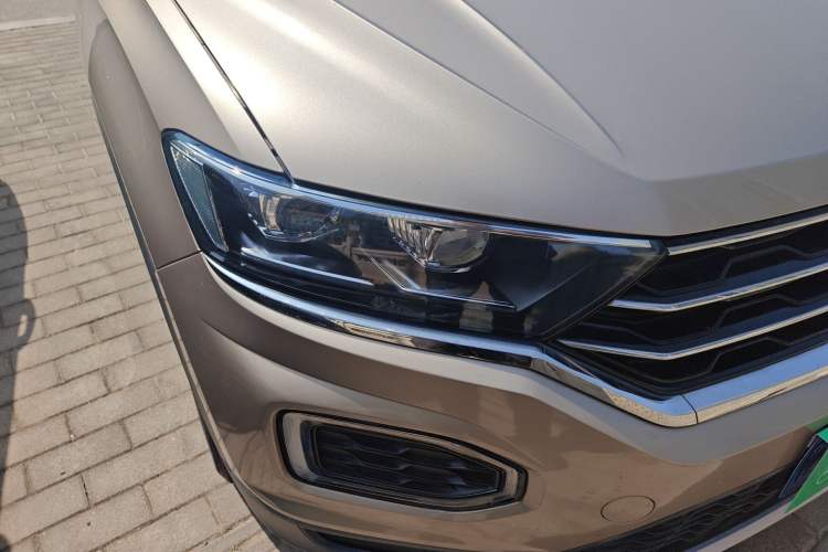 Used Volkswagen T-ROC 2021 280TSI DSG Two-Wheel Drive Comfort Connect Edition Right Front Headlight