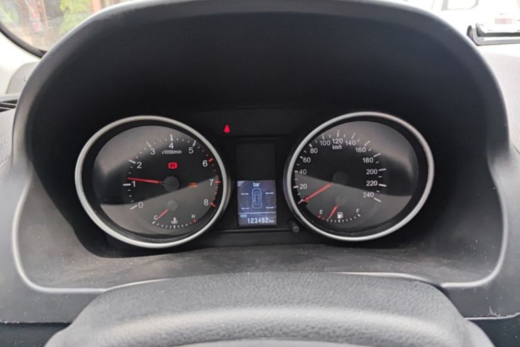 Used Haval H6 2013 Upgraded Model 1.5T Manual Two-Wheel Drive Elite Version