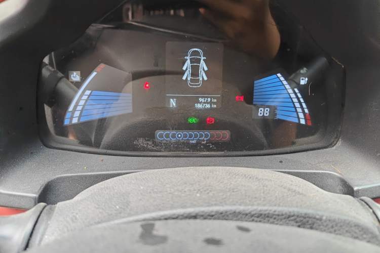 Used JAC Group iEV6E 2018 Upgraded Edition iEV6E Luxury Smart Model Odometer Close Up