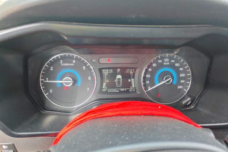 Used Dongfeng Fengon 580 2016 Revised Version 1.5T CVT Comfort Edition
