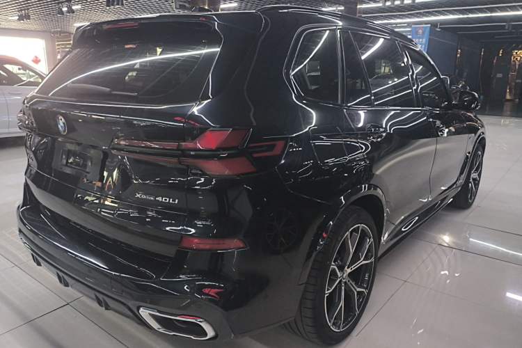 Used BMW X5 2023 xDrive 30Li Luxury M Sport Night Edition Package
