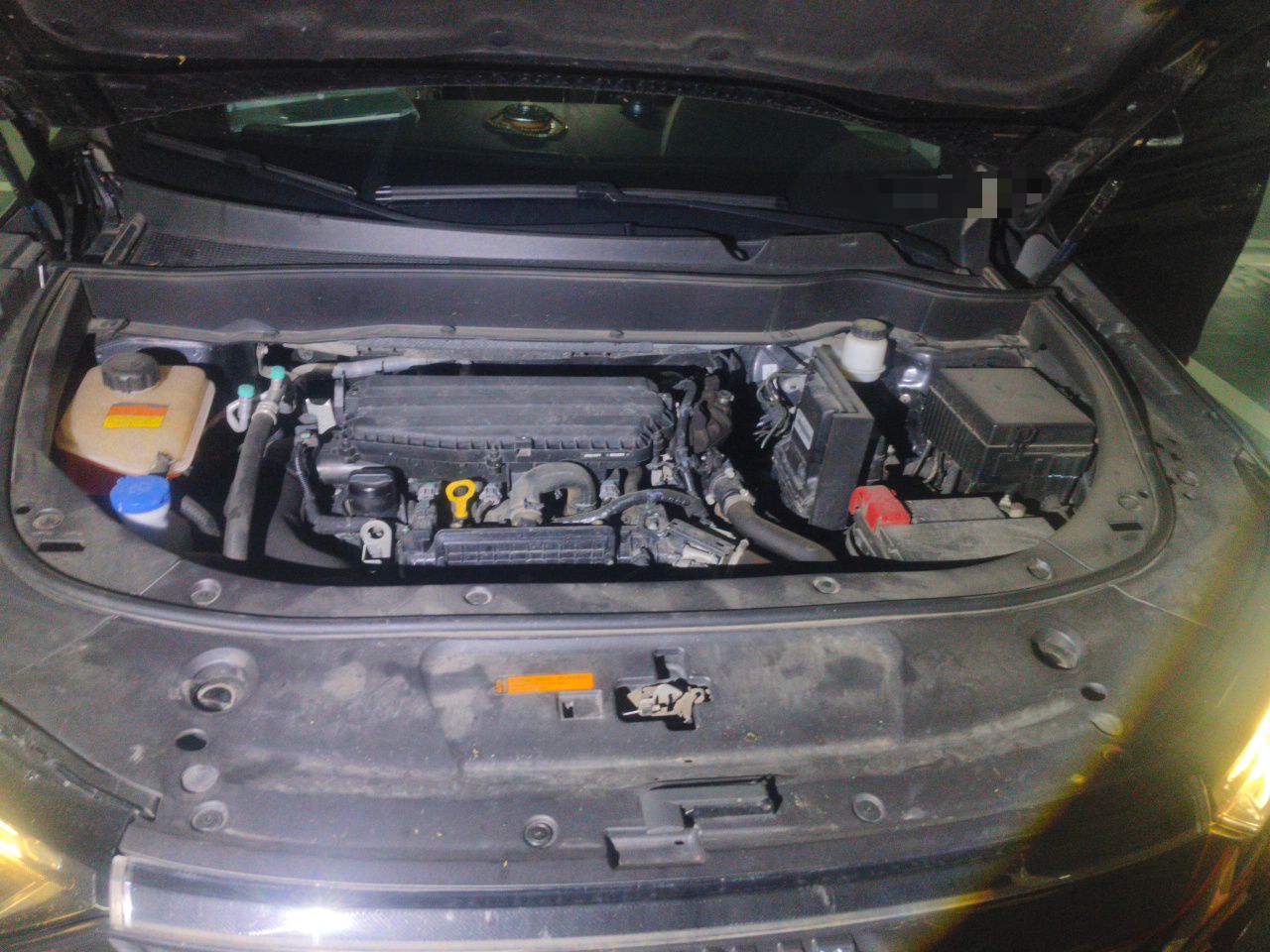 Dongfeng Aeolus AX7 2022 Mach Edition 1.5T DCT DF41 — снимка 17
