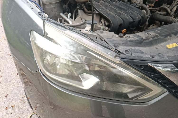 Used Nissan Sylphy 2019 Classic 1.6XE CVT Comfort Edition Right Front Headlight
