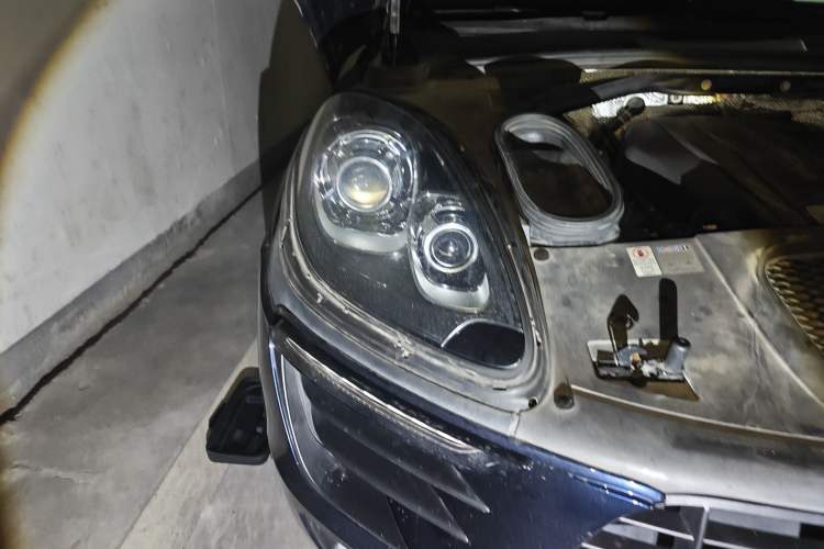 Used Porsche Macan 2017 Macan 2.0T Right Front Headlight