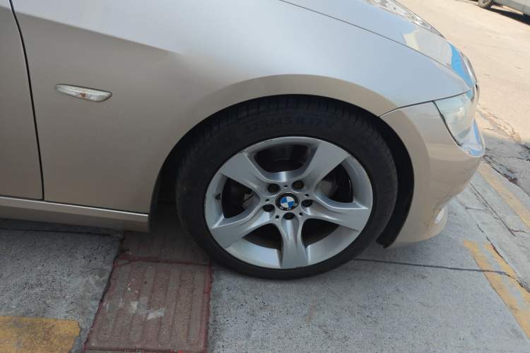 Used BMW 3 Series 2011 325i Convertible Coupe
