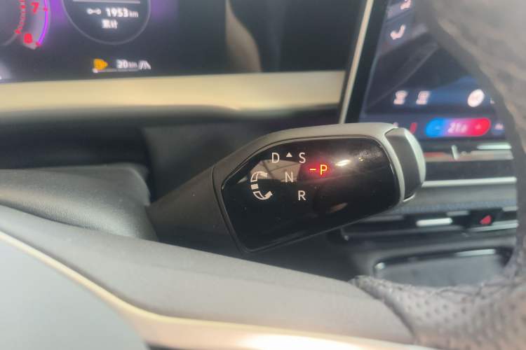 Used Volkswagen Teramont 2025 Tiguan Pro 450TSI Four-Wheel Drive Summit Edition