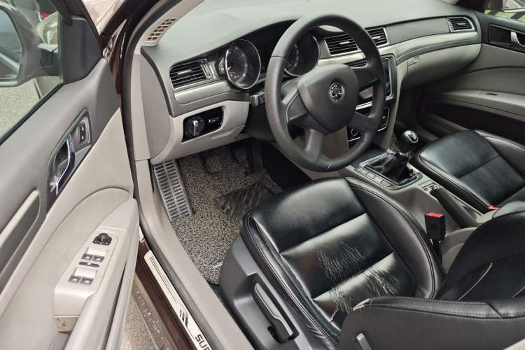 Used Skoda Superb 2013 1.4TSI Manual Shengshi Edition Driver Seat