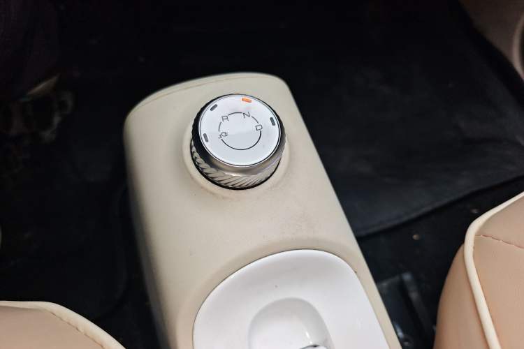 Used Wuling Hongguang MINIEV 2024 3rd Generation 215km Advanced Version