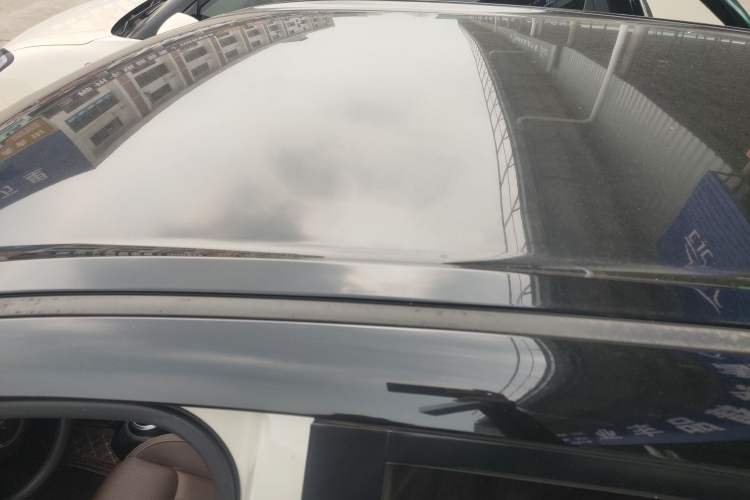 Used Wuling Bingo 2023 203km Comfort Edition Roof