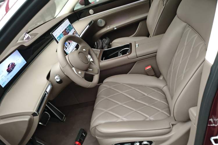 Used Hima Stelato S9 2025 Extended-Range Max+ Left Front Seat