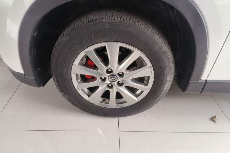 Used Mazda CX-5 2013 2.0L Automatic Two-Wheel Drive Comfort Version Left Front Wheel Hub