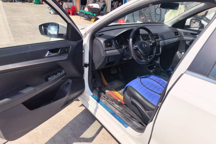 Used Volkswagen Lavida 2017 1.6L Automatic Comfort Edition