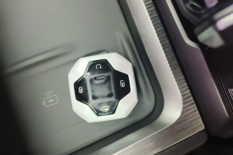 Used JETOUR Shanhai T1 2025 150 km Heading South