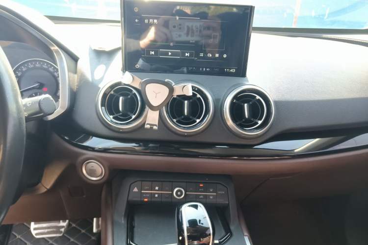 Used Wey VV5 2017 2.0T Ultra-Luxury Version