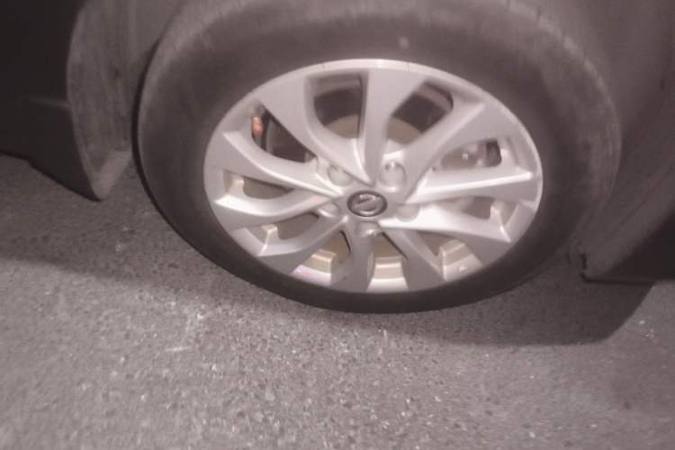 Used Nissan Sylphy 2018 1.6XV CVT Deluxe Edition Right Front Wheel Hub