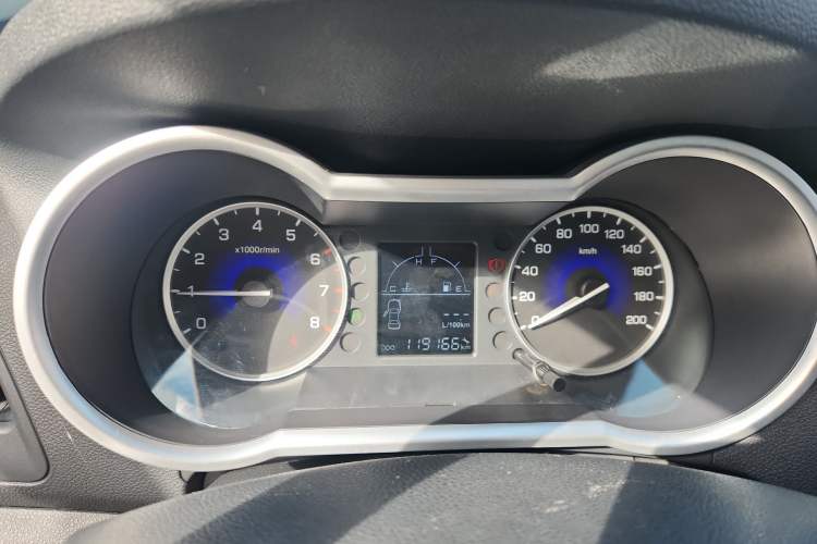 Used Dongfeng Aeolus AX3 2016 1.5L Manual ZhiKu Model