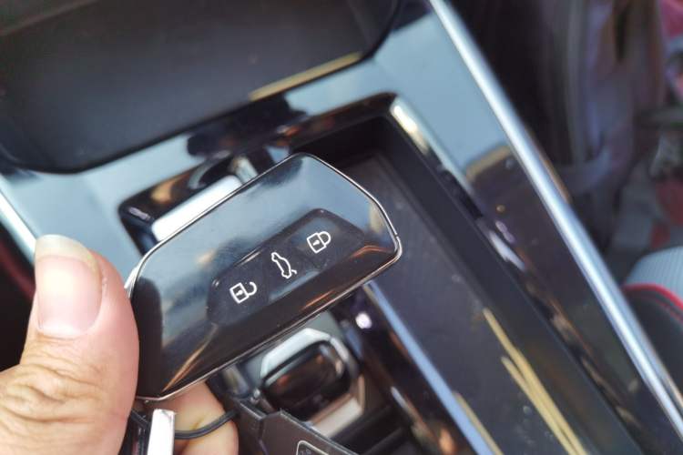 Used Volkswagen Lamando 2022 Lavida L 280TSI DSG Cool & Spicy Edition