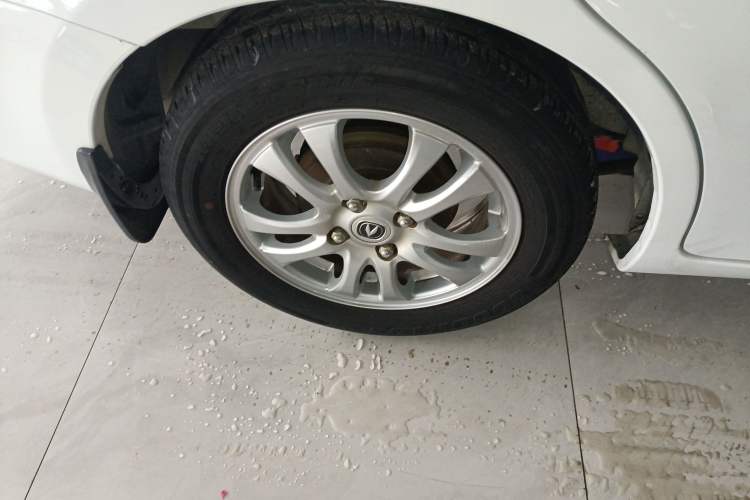 Used Changan Alsvin V3 2015 1.4L Manual Meiruan Model China V Standard