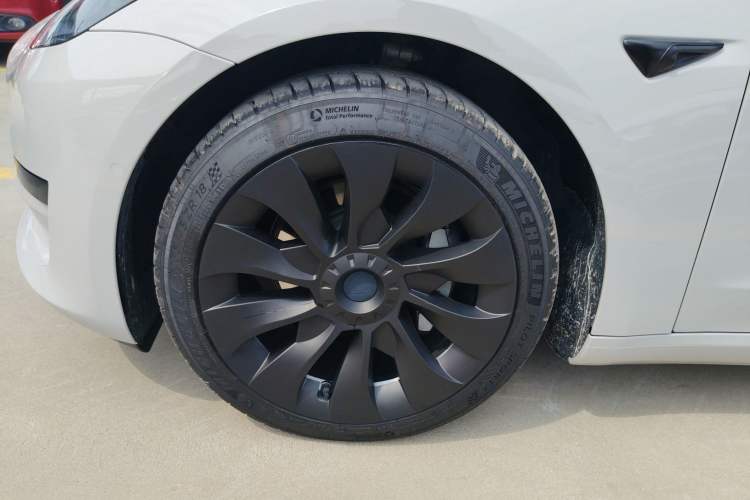 Used Tesla Model 3 2022 Rear-Wheel-Drive Version