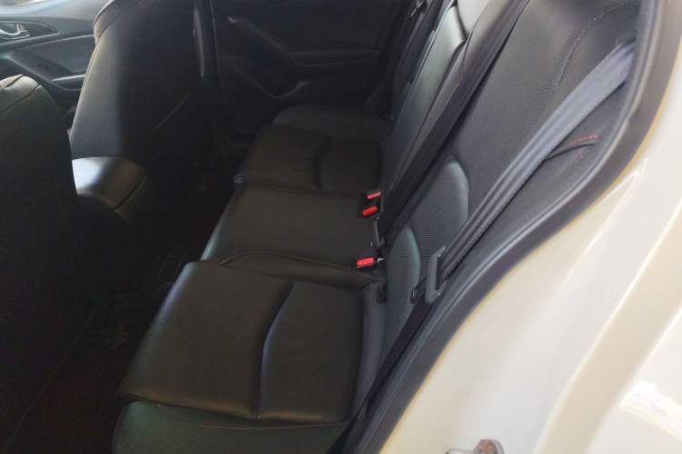 Used Mazda 3 Axela 2016 Sedan 2.0L Automatic Sport Model
