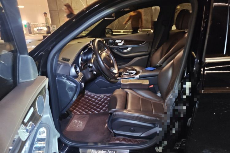 Used Mercedes-Benz GLC 2019 GLC 260 L 4MATIC Luxury Model Left Front Seat