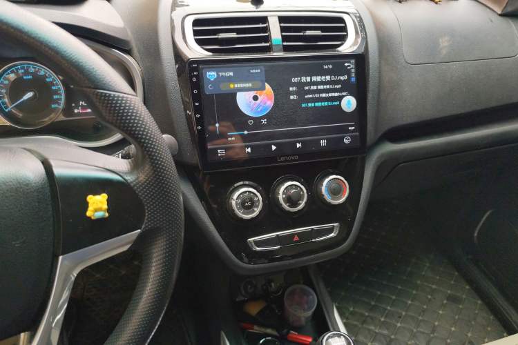 Used SWM X2 2021 1.5L Manual Business Version 7 Seats